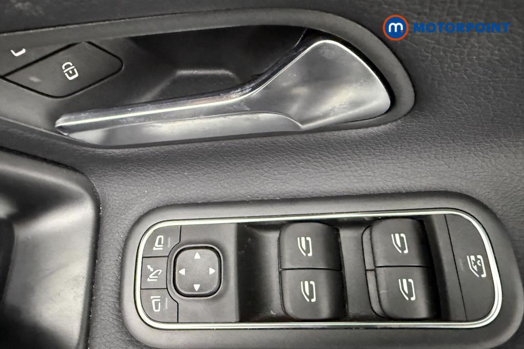 Mercedes-Benz CLA Amg Line Automatic Petrol Estate - Stock Number (1558649) - 19th supplementary image