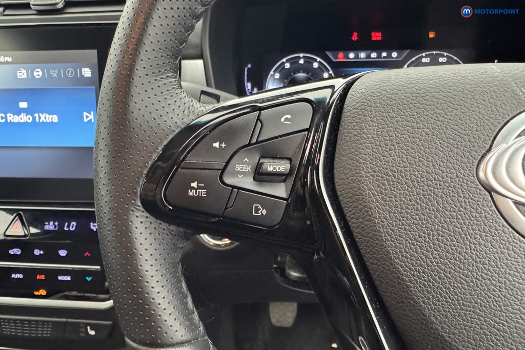 Ssangyong Tivoli Ultimate Manual Petrol SUV - Stock Number (1558774) - 12th supplementary image