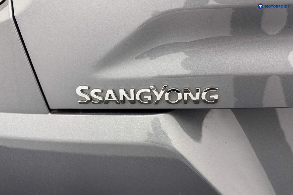 Ssangyong Tivoli Ultimate Manual Petrol SUV - Stock Number (1558774) - 20th supplementary image