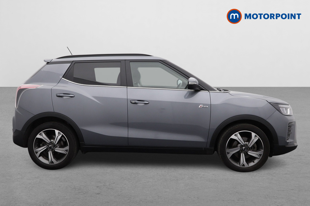 Ssangyong Tivoli Ultimate Manual Petrol SUV - Stock Number (1558774) - Drivers side