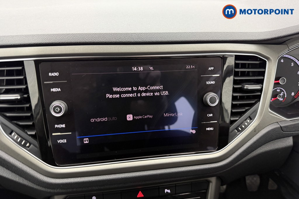 Volkswagen T-Roc Design Manual Petrol SUV - Stock Number (1559141) - 2nd supplementary image