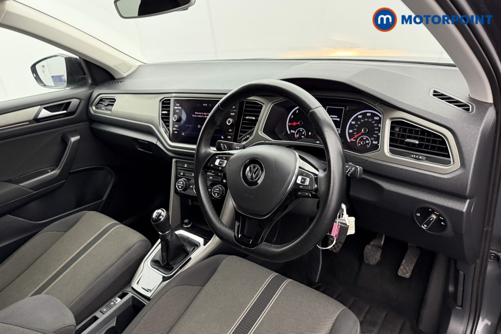 Volkswagen T-Roc Design Manual Petrol SUV - Stock Number (1559141) - 4th supplementary image