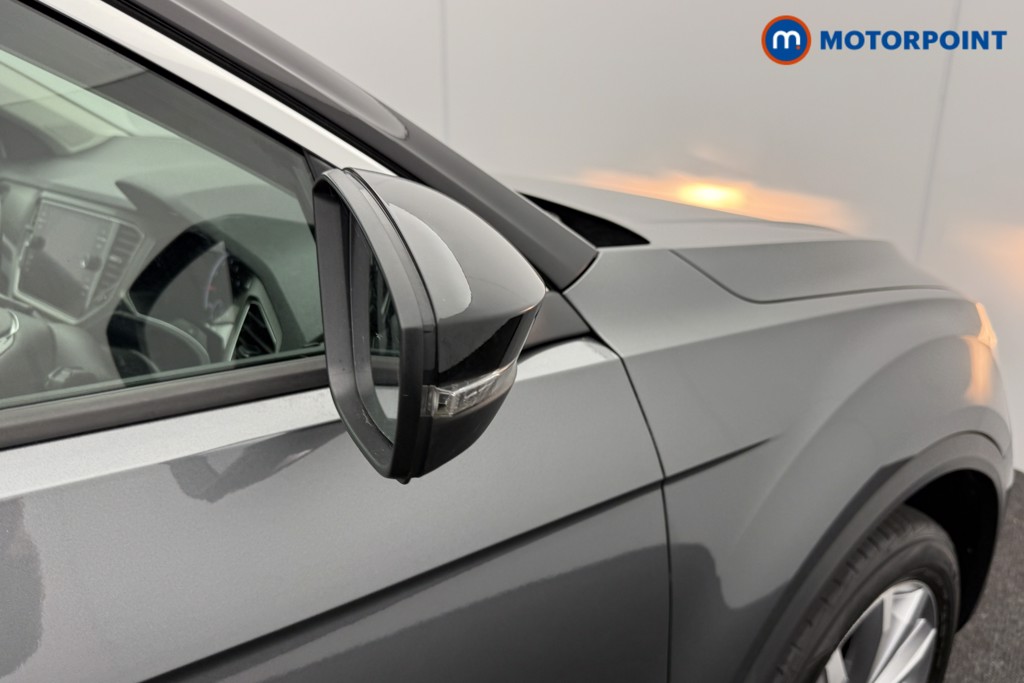 Volkswagen T-Roc Design Manual Petrol SUV - Stock Number (1559141) - 18th supplementary image