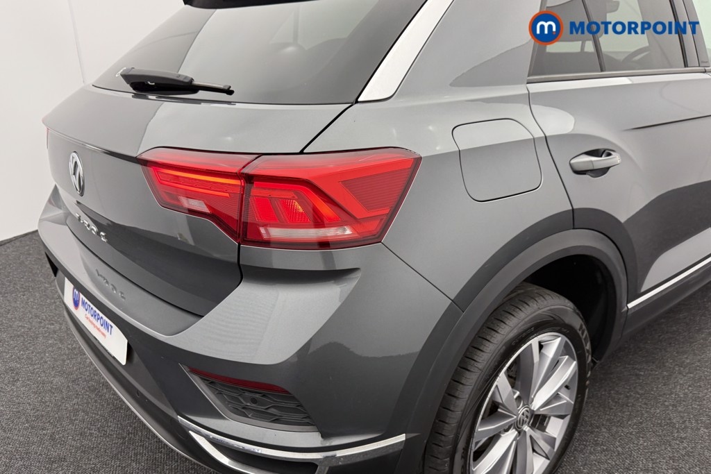Volkswagen T-Roc Design Manual Petrol SUV - Stock Number (1559141) - 27th supplementary image