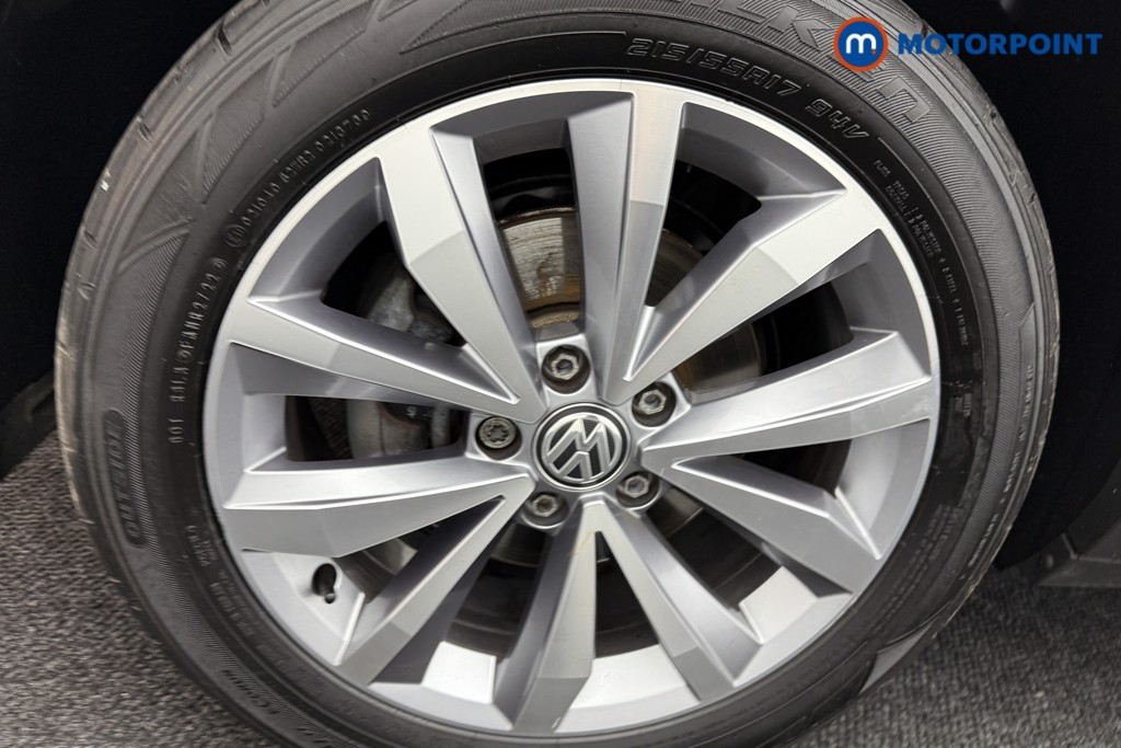 Volkswagen T-Roc Design Manual Petrol SUV - Stock Number (1559141) - 30th supplementary image