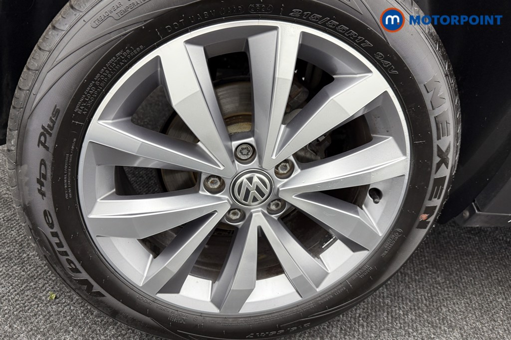 Volkswagen T-Roc Design Manual Petrol SUV - Stock Number (1559141) - 32nd supplementary image