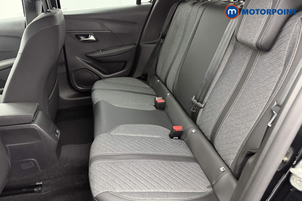 Peugeot 208 Allure Automatic Petrol-Electric Hybrid Hatchback - Stock Number (1559340) - 19th supplementary image