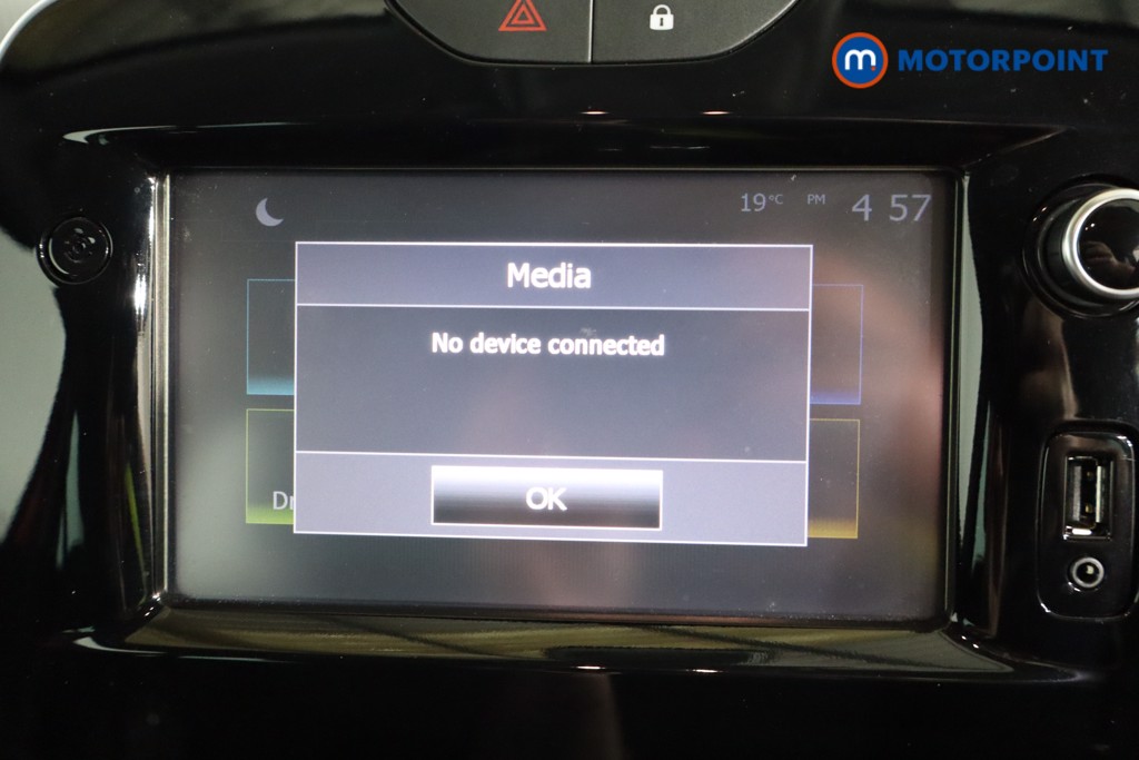 Renault Clio Gt Line Manual Petrol Hatchback - Stock Number (1559600) - 6th supplementary image