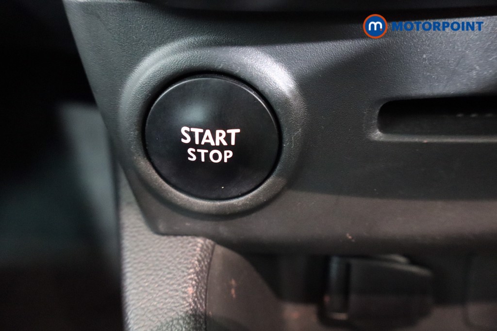Renault Clio Gt Line Manual Petrol Hatchback - Stock Number (1559600) - 12th supplementary image