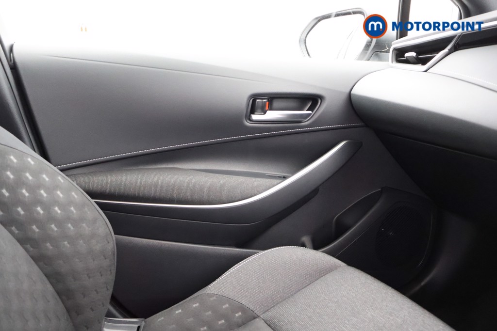 Toyota Corolla Icon Automatic Petrol-Electric Hybrid Estate - Stock Number (1559721) - 7th supplementary image