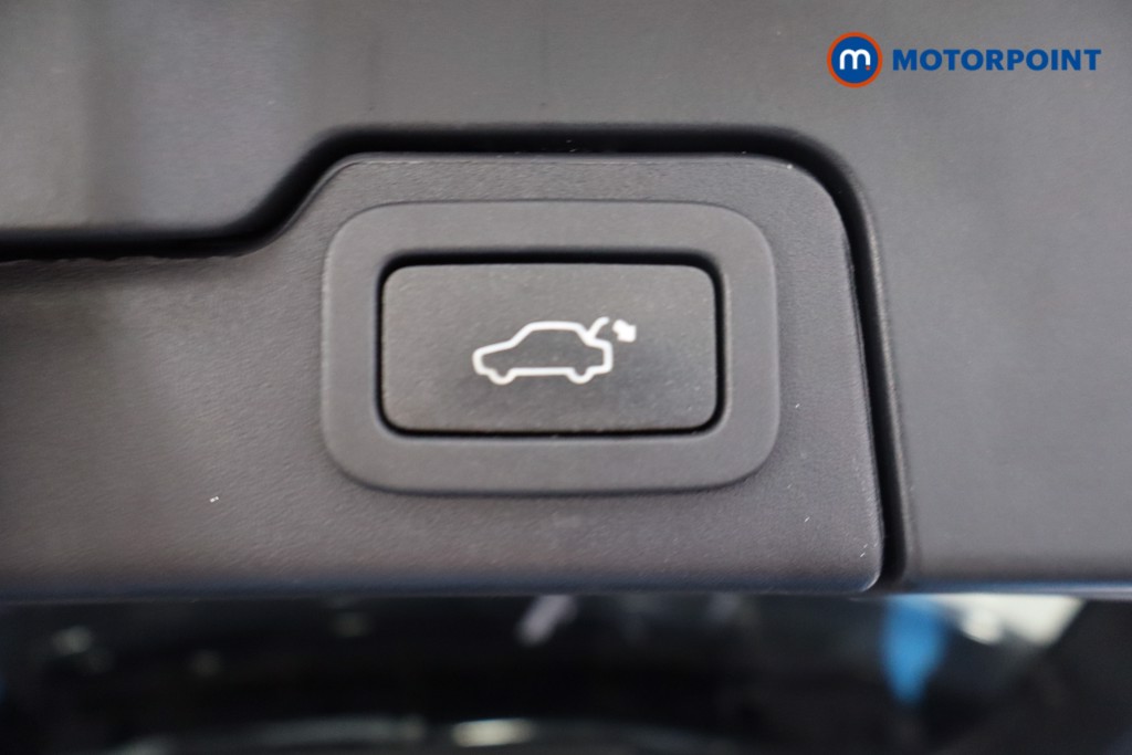 Land Rover Range Rover Evoque Landmark Automatic Diesel SUV - Stock Number (1560224) - 39th supplementary image