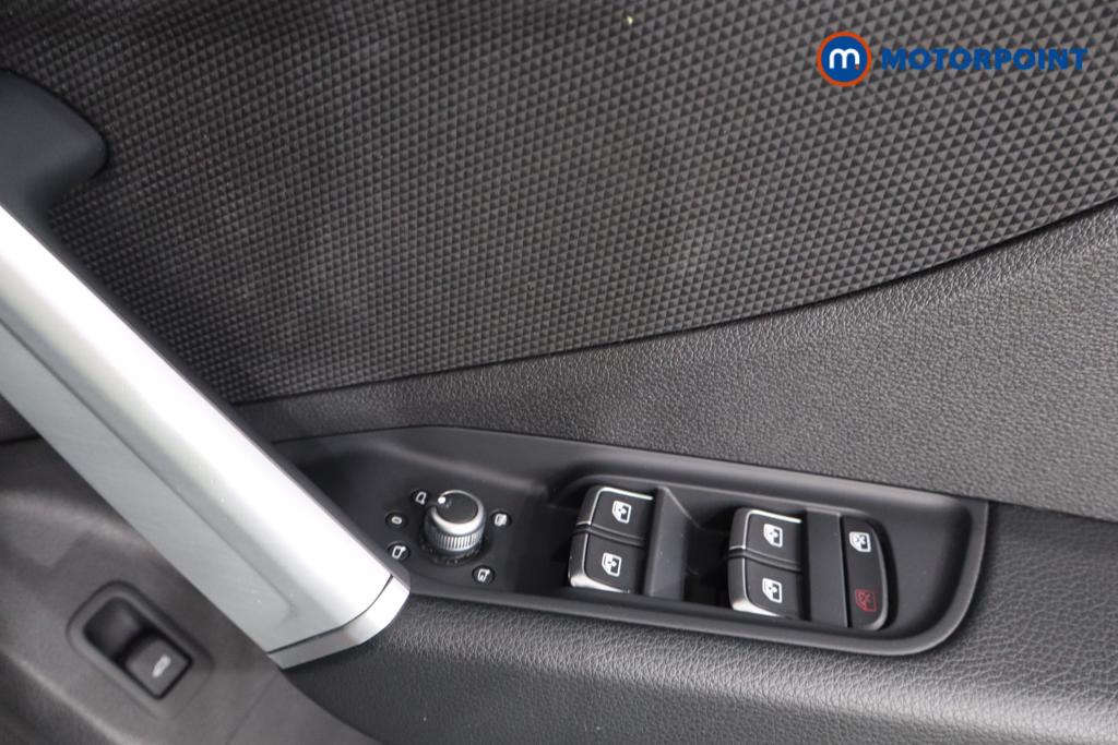 Audi Q2 S Line Manual Petrol SUV - Stock Number (1560298) - 15th supplementary image