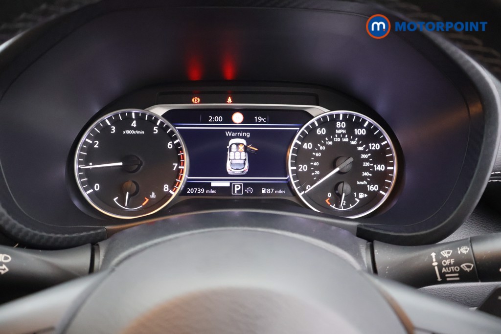 Nissan Juke N-Connecta Automatic Petrol SUV - Stock Number (1560439) - 4th supplementary image