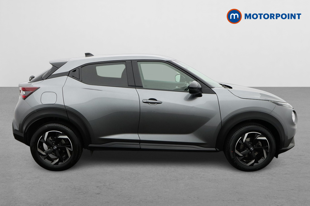 Nissan Juke N-Connecta Automatic Petrol SUV - Stock Number (1560439) - Drivers side