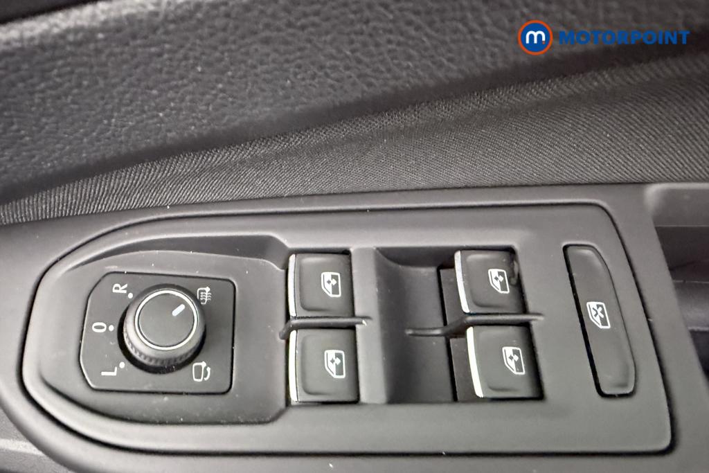 Volkswagen Golf Style Automatic Diesel Hatchback - Stock Number (1560902) - 19th supplementary image
