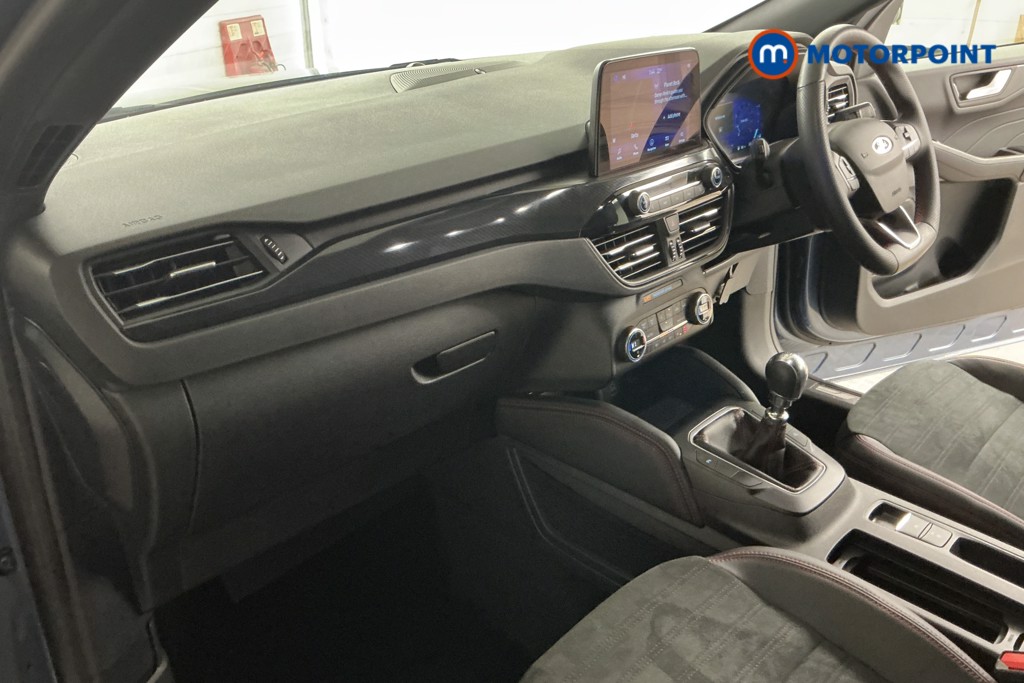 Ford Kuga St-Line X Manual Petrol SUV - Stock Number (1561324) - 8th supplementary image