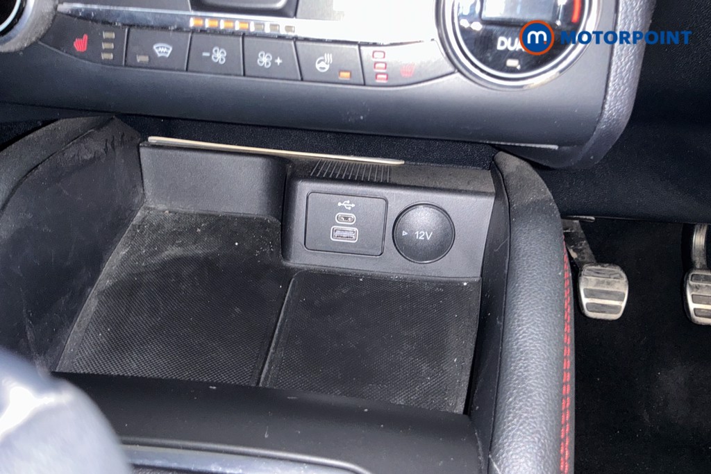 Ford Kuga St-Line X Manual Petrol SUV - Stock Number (1561324) - 15th supplementary image