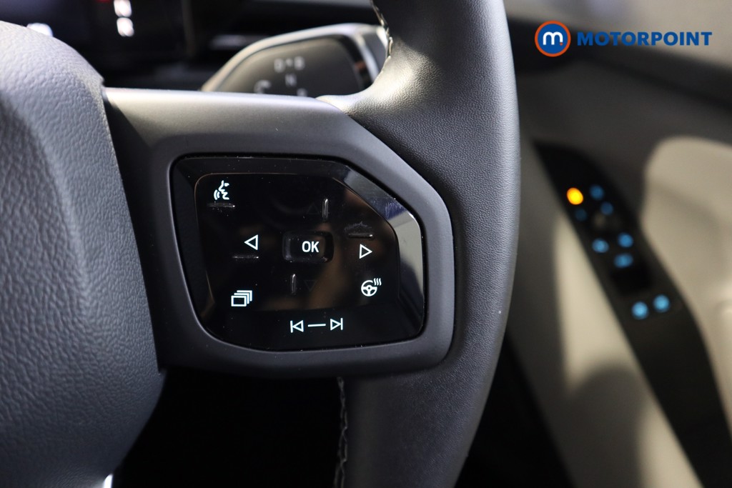 Ford Explorer Select Automatic Electric SUV - Stock Number (1561364) - 4th supplementary image