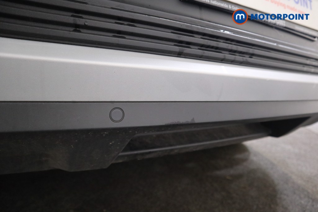 Ford Explorer Select Automatic Electric SUV - Stock Number (1561364) - 17th supplementary image