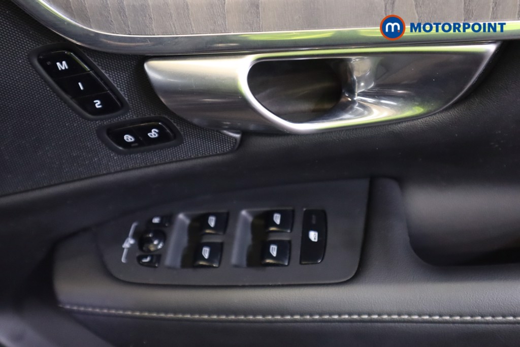 Volvo S90 Inscription Automatic Petrol Plug-In Hybrid Saloon - Stock Number (1561429) - 8th supplementary image
