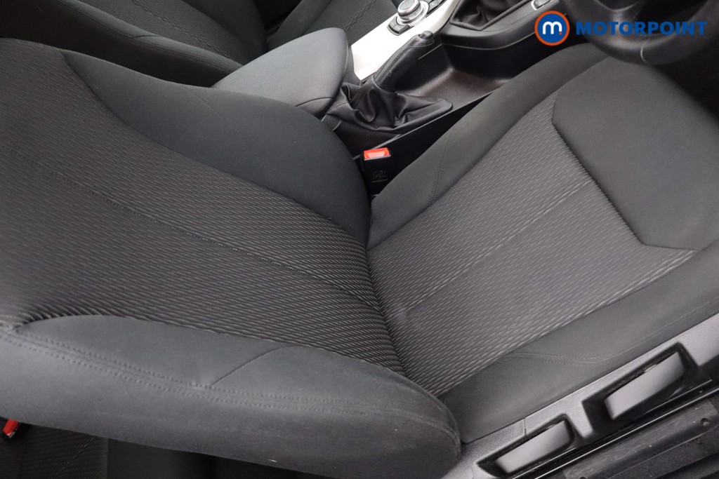 BMW 1 Series SE Manual Petrol Hatchback - Stock Number (1561652) - 15th supplementary image