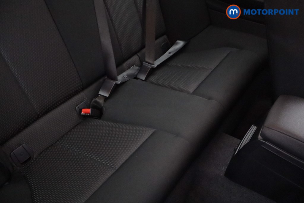 BMW 1 Series SE Manual Petrol Hatchback - Stock Number (1561652) - 17th supplementary image