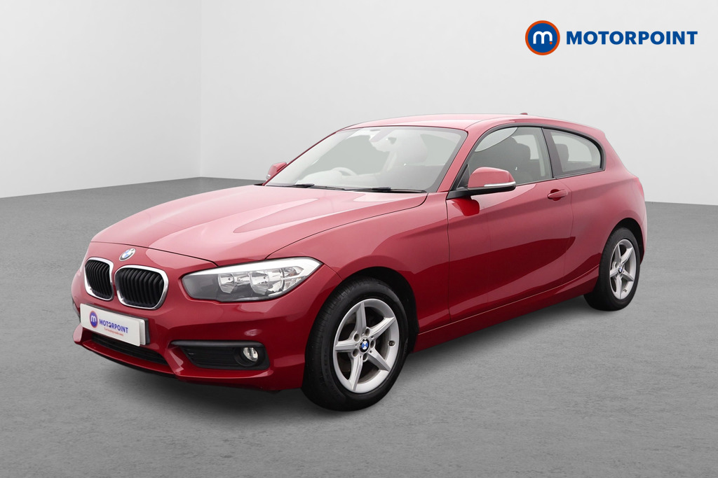 BMW 1 Series SE Manual Petrol Hatchback - Stock Number (1561652) - Passenger side front corner