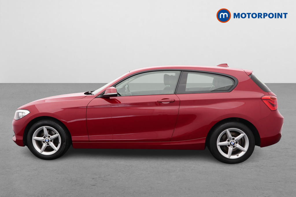 BMW 1 Series SE Manual Petrol Hatchback - Stock Number (1561652) - Passenger side