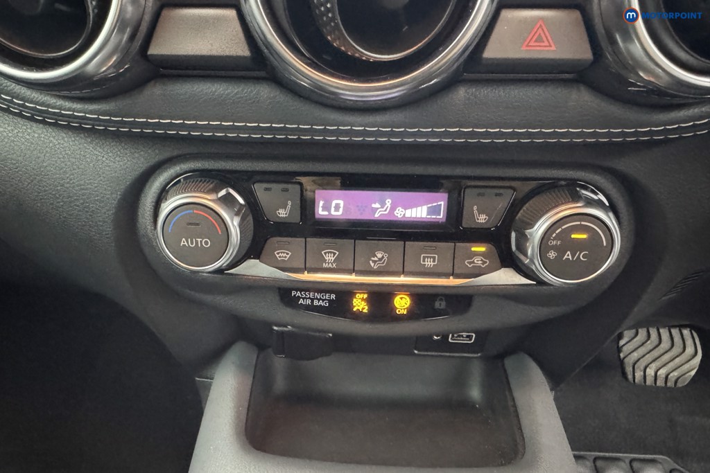 Nissan Juke Tekna Automatic Petrol SUV - Stock Number (1561775) - 14th supplementary image