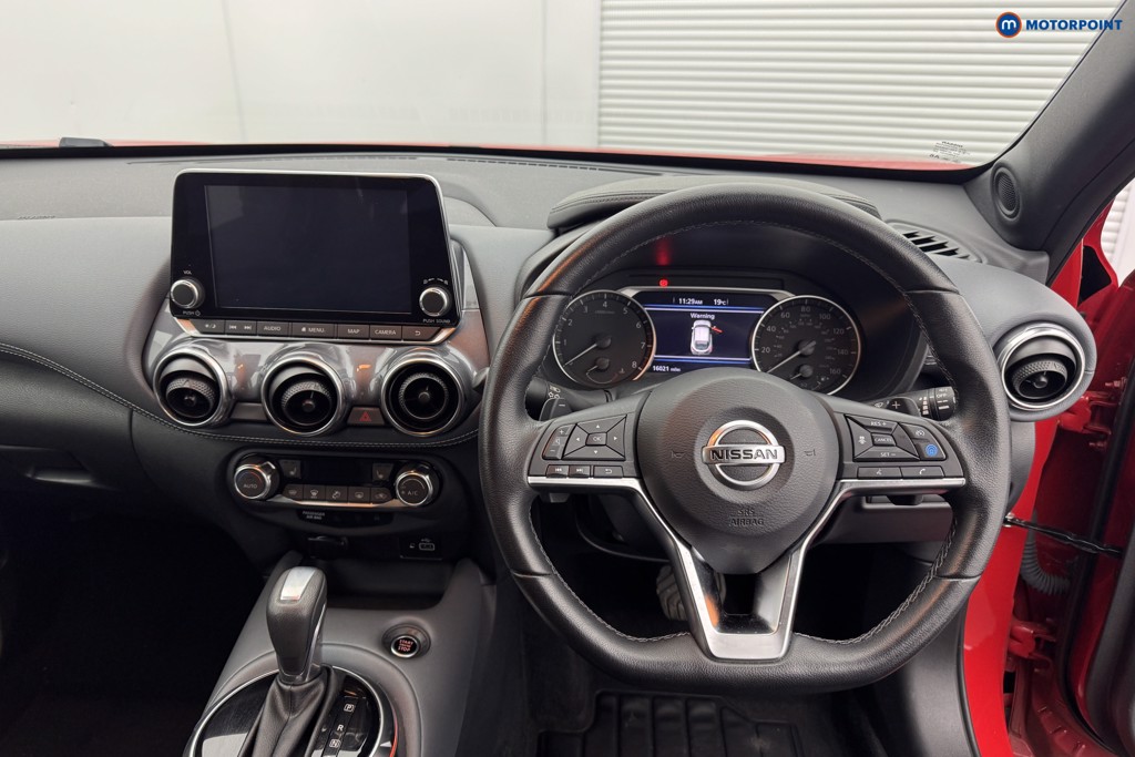 Nissan Juke Tekna Automatic Petrol SUV - Stock Number (1561775) - 1st supplementary image