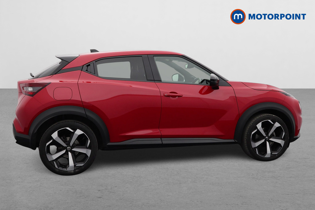 Nissan Juke Tekna Automatic Petrol SUV - Stock Number (1561775) - Drivers side