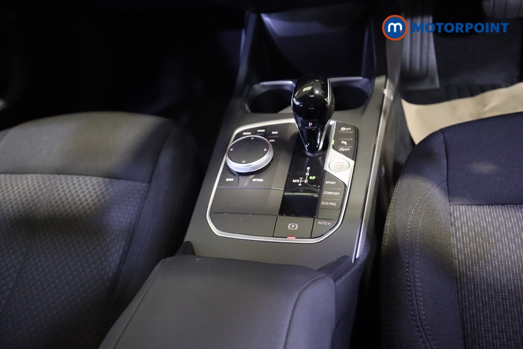 BMW 1 Series SE Automatic Diesel Hatchback - Stock Number (1561841) - 6th supplementary image