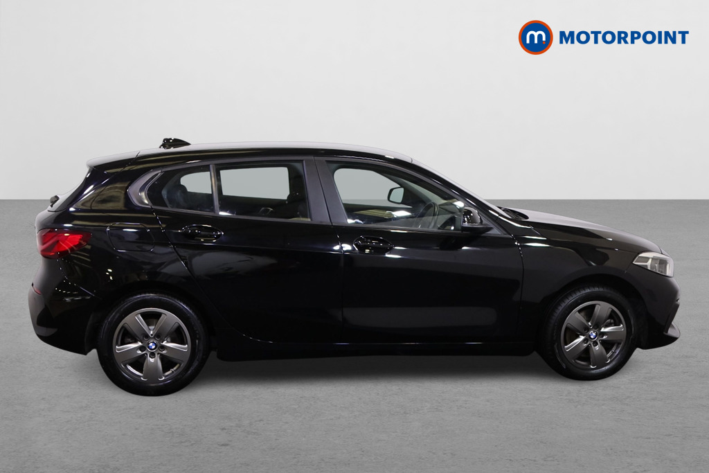 BMW 1 Series SE Automatic Diesel Hatchback - Stock Number (1561841) - Drivers side