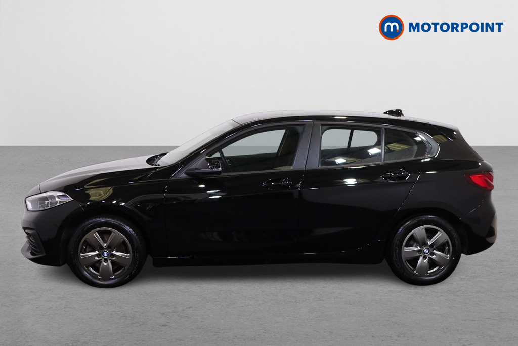 BMW 1 Series SE Automatic Diesel Hatchback - Stock Number (1561841) - Passenger side