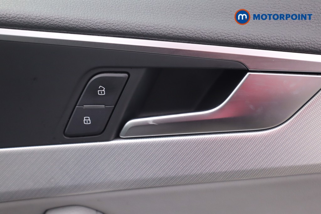 Audi A4 Sport Manual Petrol Saloon - Stock Number (1562003) - 7th supplementary image