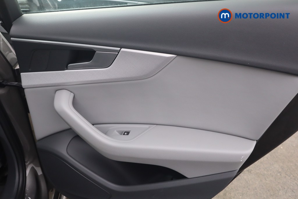 Audi A4 Sport Manual Petrol Saloon - Stock Number (1562003) - 18th supplementary image