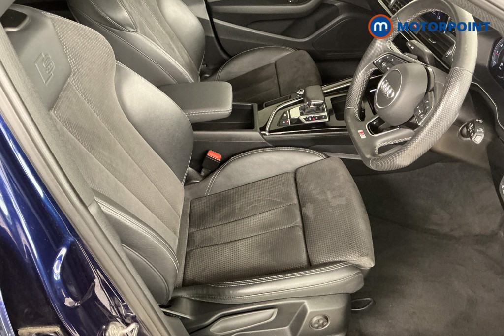 Audi A4 Black Edition Automatic Petrol Estate - Stock Number (1562035) - 5th supplementary image