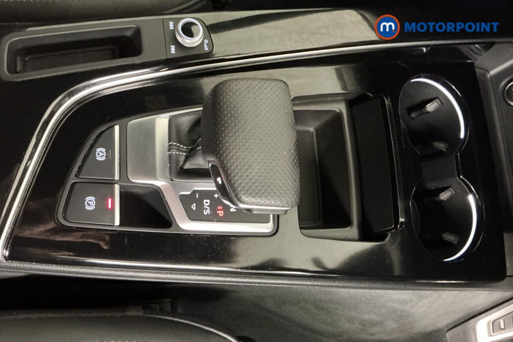 Audi A4 Black Edition Automatic Petrol Estate - Stock Number (1562035) - 14th supplementary image