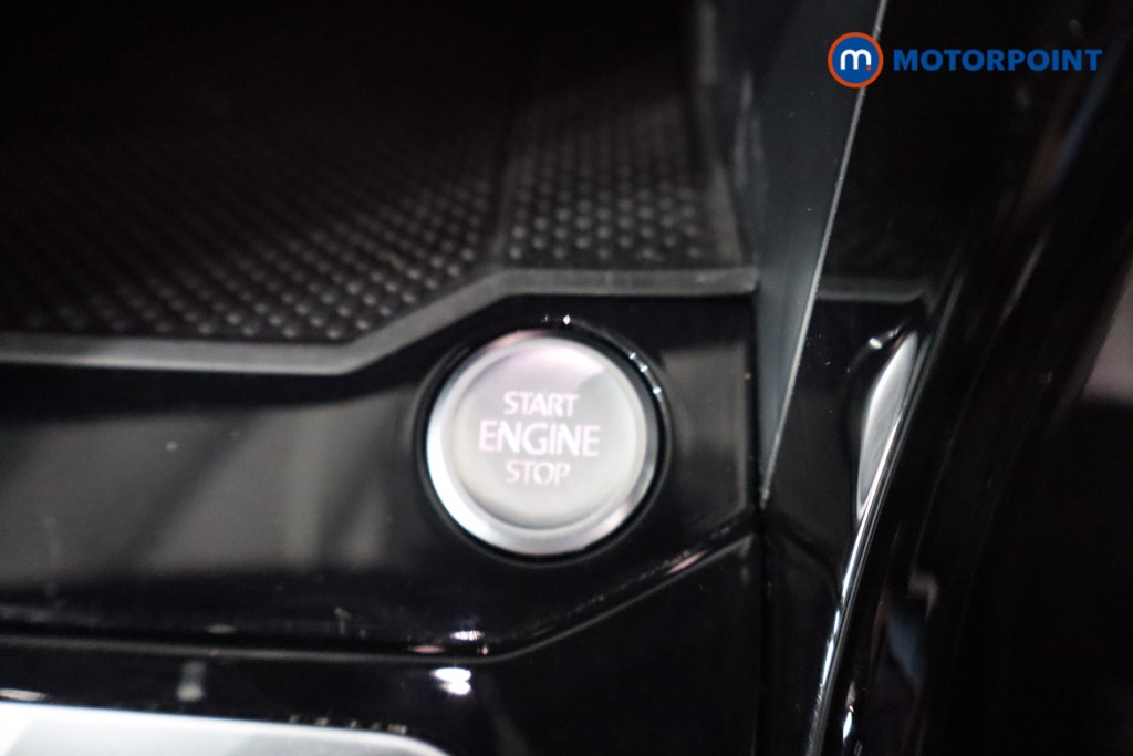 Volkswagen T-Roc R-Line Automatic Petrol SUV - Stock Number (1562205) - 13th supplementary image