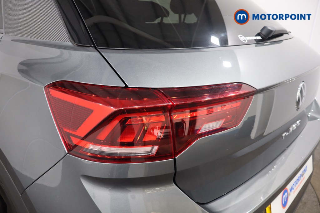 Volkswagen T-Roc R-Line Automatic Petrol SUV - Stock Number (1562205) - 32nd supplementary image