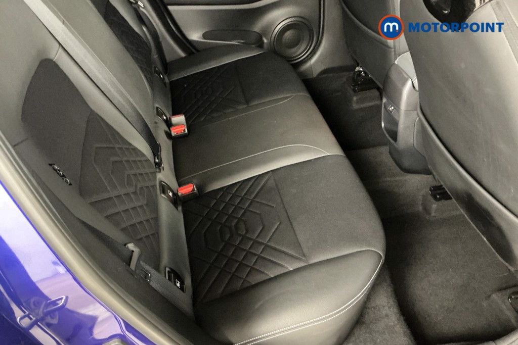 Nissan Juke Tekna Automatic Petrol SUV - Stock Number (1562310) - 4th supplementary image