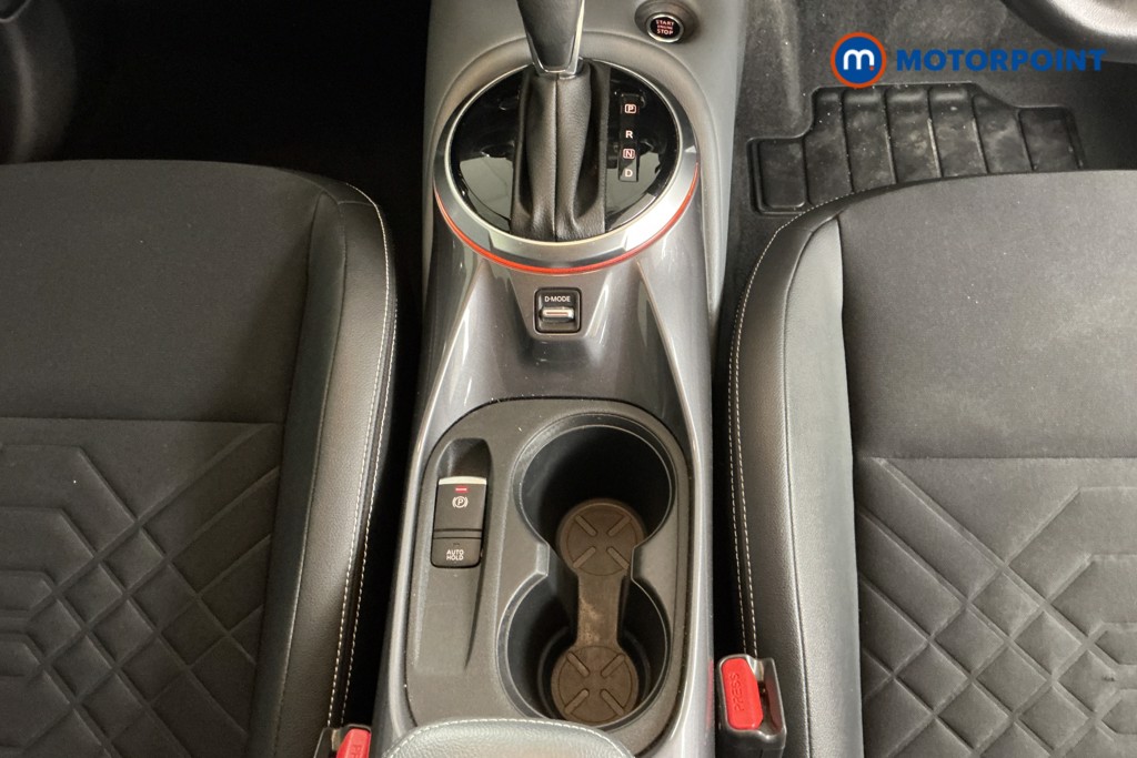 Nissan Juke Tekna Automatic Petrol SUV - Stock Number (1562310) - 9th supplementary image