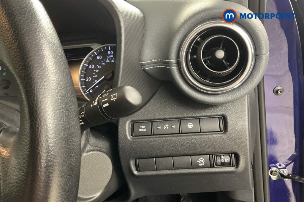 Nissan Juke Tekna Automatic Petrol SUV - Stock Number (1562310) - 20th supplementary image