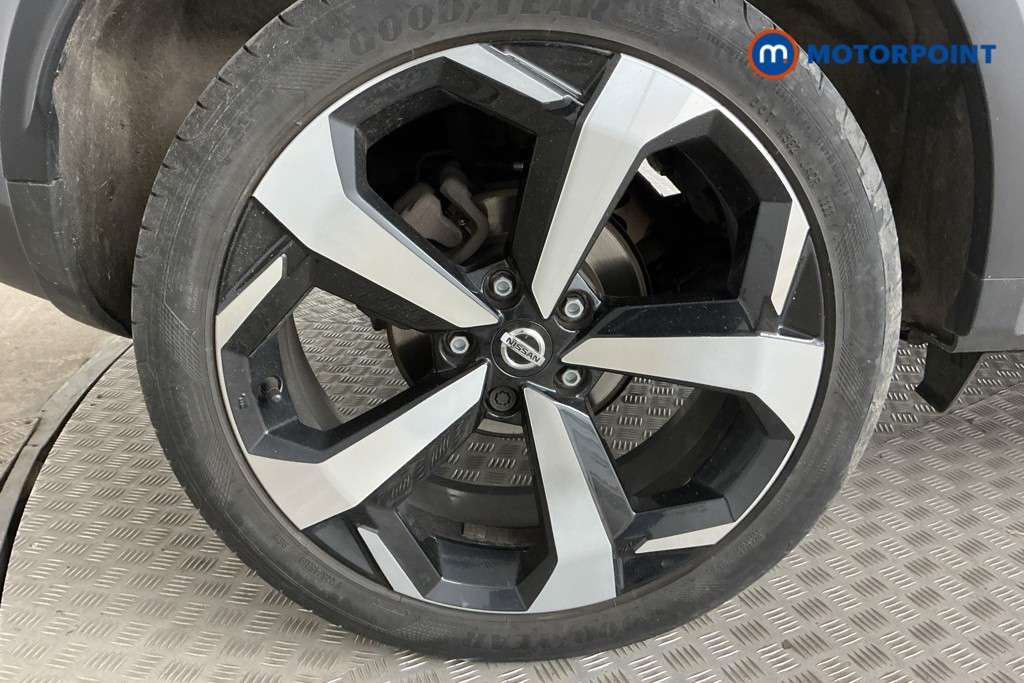 Nissan Juke Tekna Automatic Petrol SUV - Stock Number (1562310) - 32nd supplementary image