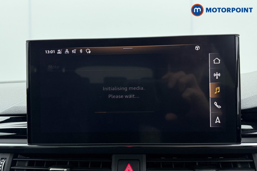 Audi A4 Black Edition Manual Petrol Estate - Stock Number (1562327) - 7th supplementary image
