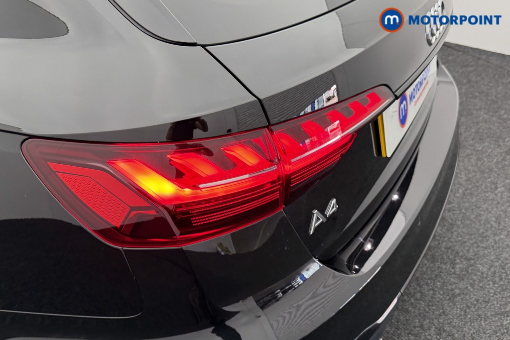 Audi A4 Black Edition Manual Petrol Estate - Stock Number (1562327) - 27th supplementary image