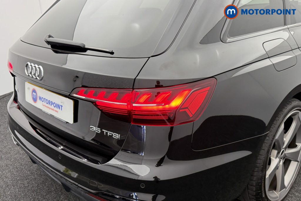 Audi A4 Black Edition Manual Petrol Estate - Stock Number (1562327) - 28th supplementary image