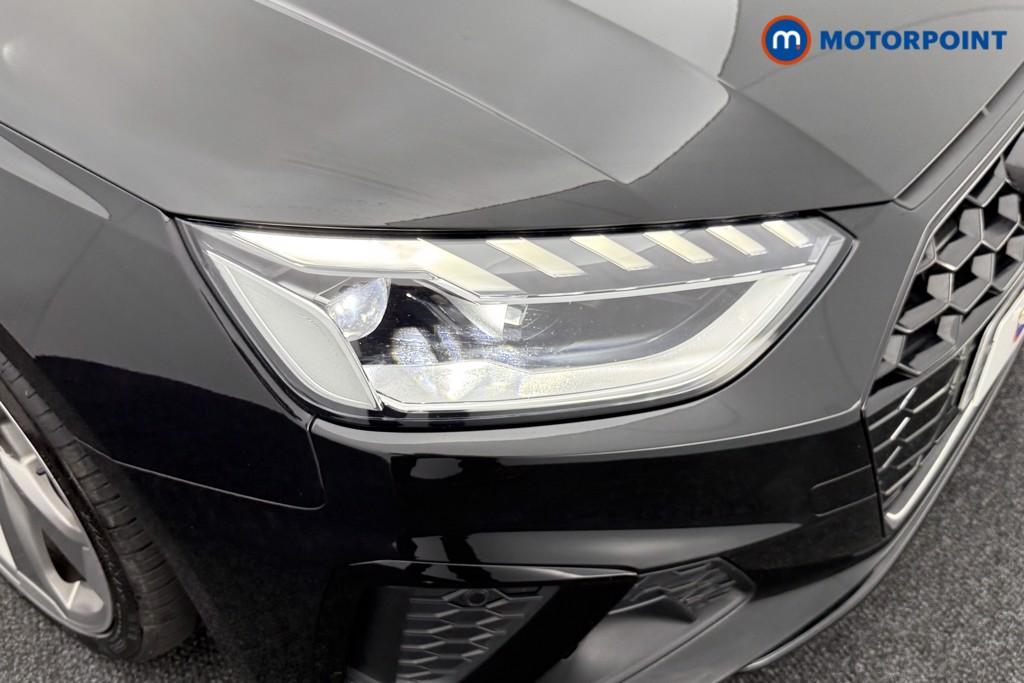 Audi A4 Black Edition Manual Petrol Estate - Stock Number (1562327) - 29th supplementary image