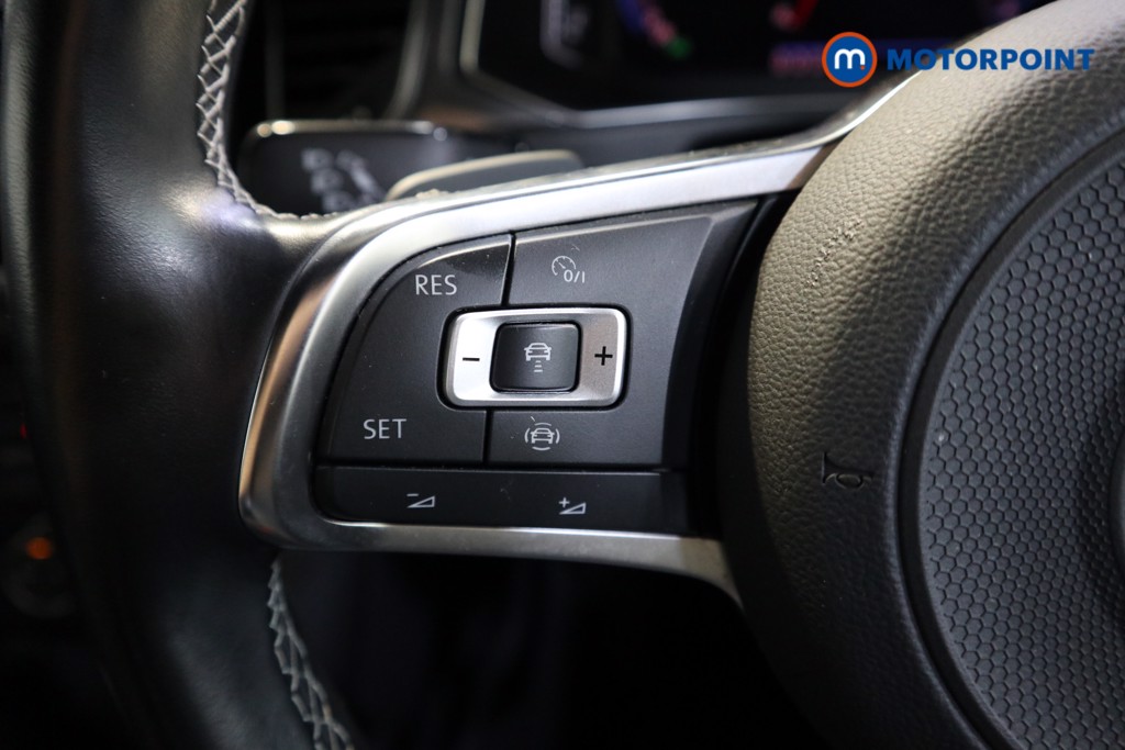 Volkswagen T-Roc R-Line Automatic Petrol SUV - Stock Number (1562383) - 3rd supplementary image