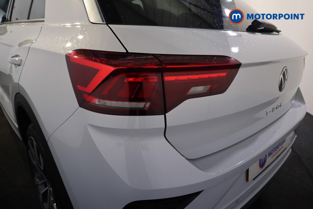 Volkswagen T-Roc R-Line Automatic Petrol SUV - Stock Number (1562383) - 20th supplementary image